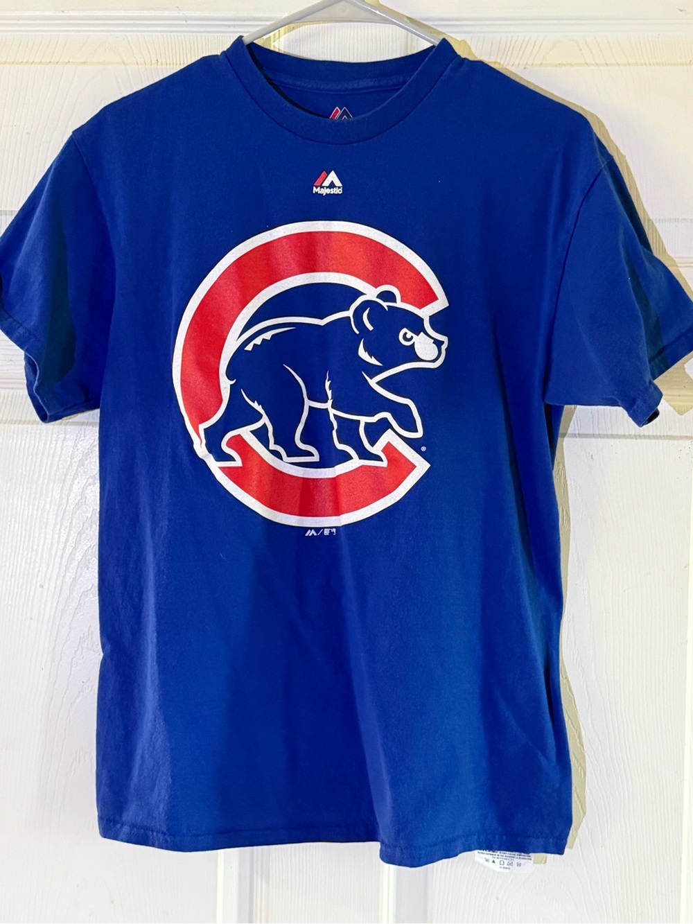 Unisex Majestic Royal Blue Chicago Cubs Graphic Tee with Red Accent